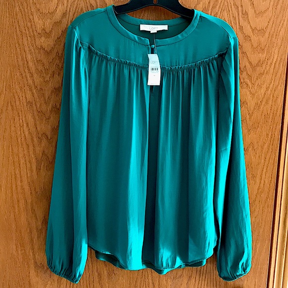 LOFT Tops - Loft women’s long sleeve blouse Sz M NWT